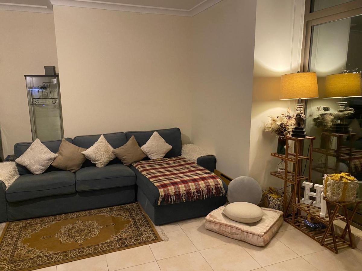 Alexandrina Hostel Dubaj Kültér fotó